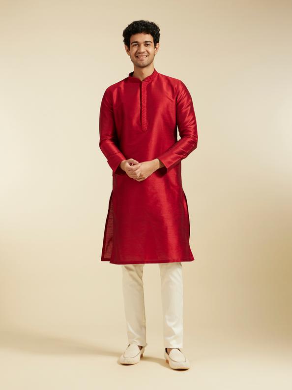 Diwas Men Maroon Red Plain Kurta With Embroidered Collar