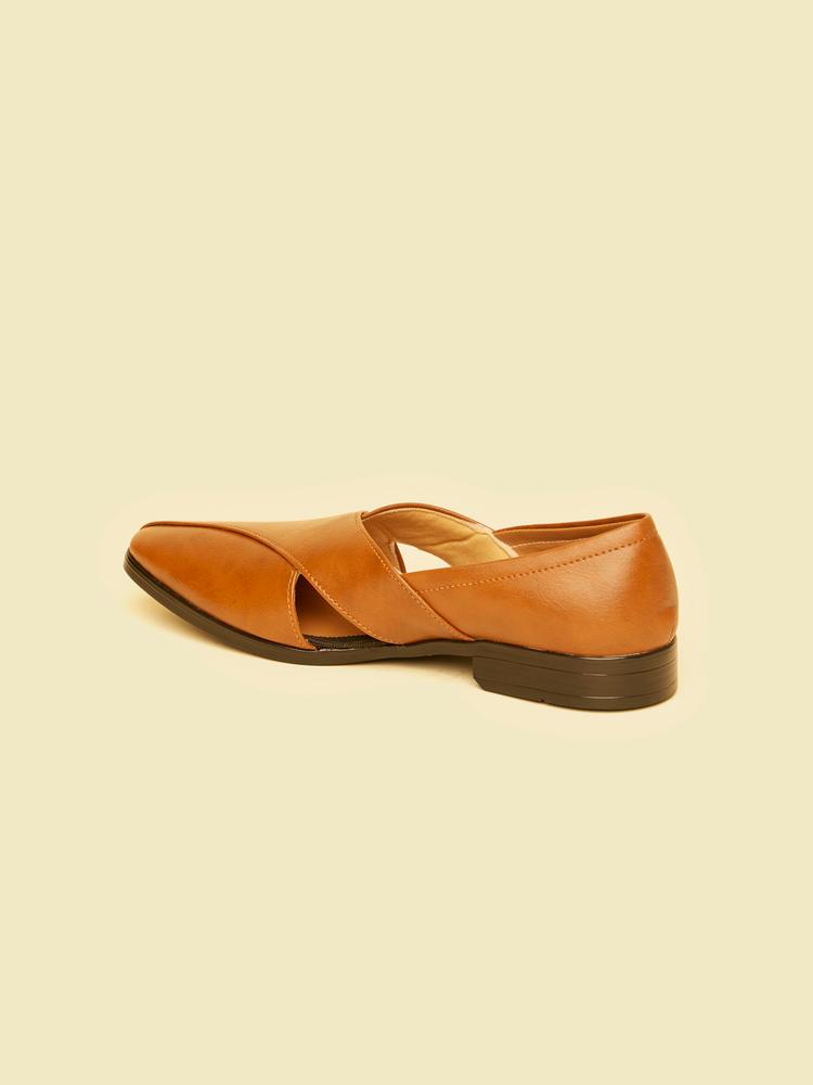 Twamev Men Regal Dark Brown Juti