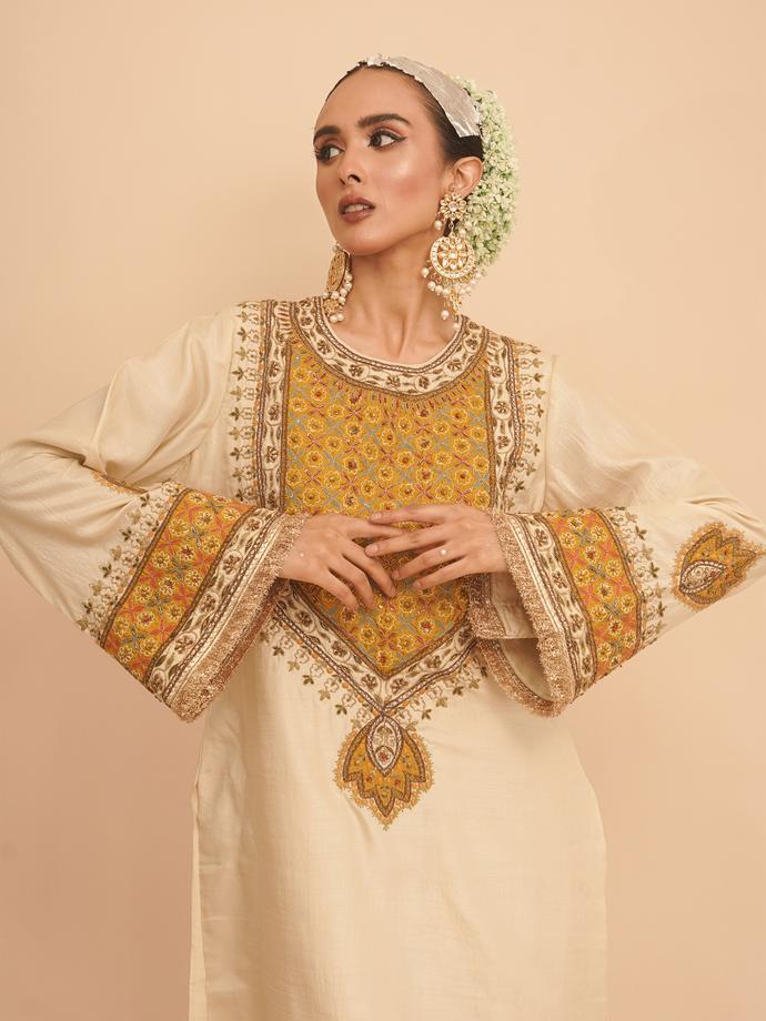 Twamev Women Cream Elegance Stitched Suit