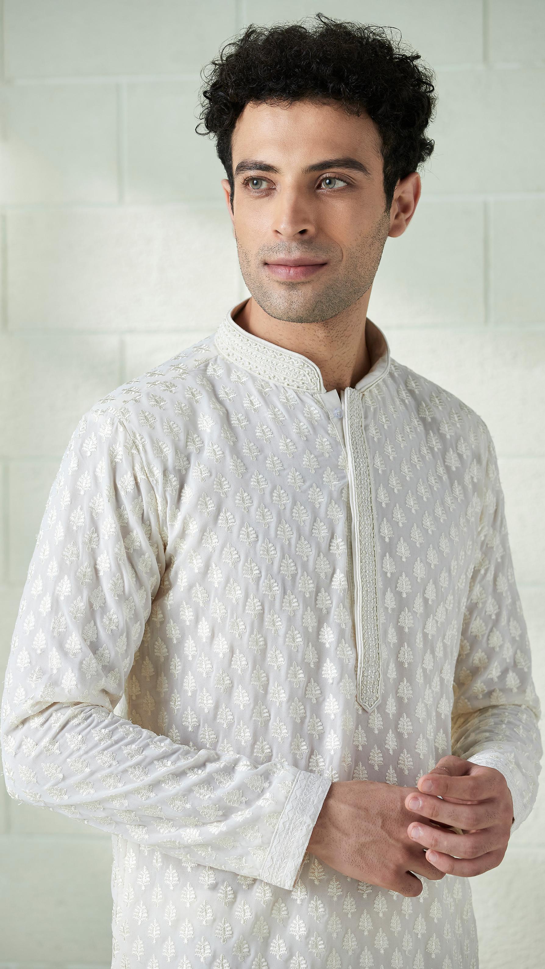 Twamev Men Powder White Chikankari Embroidered Kurta Set